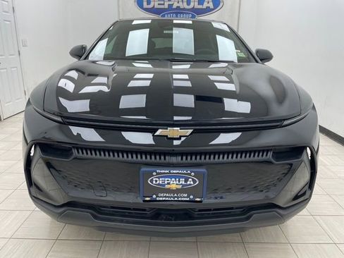 New 2026 Chevrolet Equinox EV LT image 15