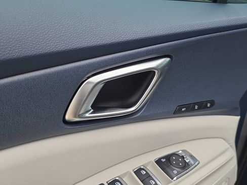 New 2026 Kia Carnival EX FWD image 20