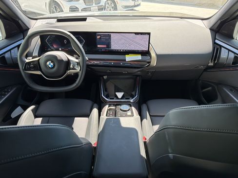 Used 2025 BMW X3 xDrive30i w/ Premium Package image 6