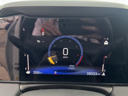 Used 2025 Chevrolet TrailBlazer LT FWD image 16