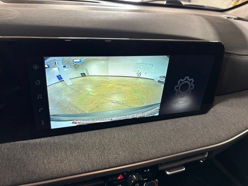 Used 2025 Nissan Kicks SV w/ SV Premium Package AWD/4WD image 25