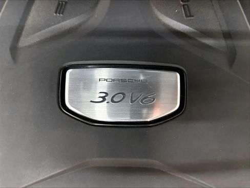 Used 2019 Porsche Cayenne AWD/4WD image 34