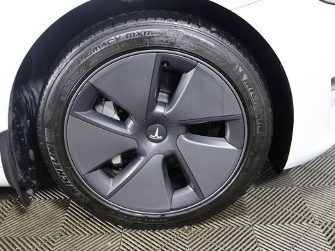Used 2023 Tesla Model 3 Standard Range image 20