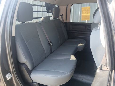 Used 2018 RAM 3500 Tradesman w/ Chrome Appearance Group image 30