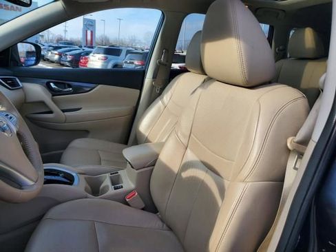 Used 2014 Nissan Rogue SL w/ SL Premium Package image 23