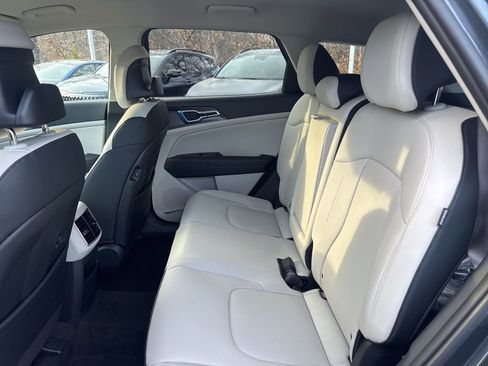 New 2026 Kia Sportage EX image 11