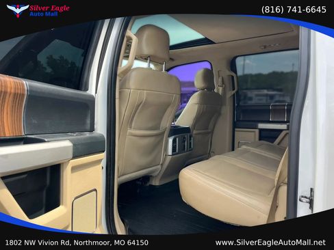 Used 2015 Ford F150 Lariat AWD/4WD image 11