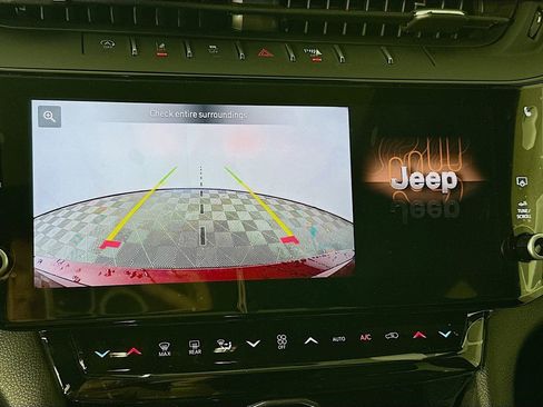 New 2026 Jeep Grand Cherokee L 4WD image 19