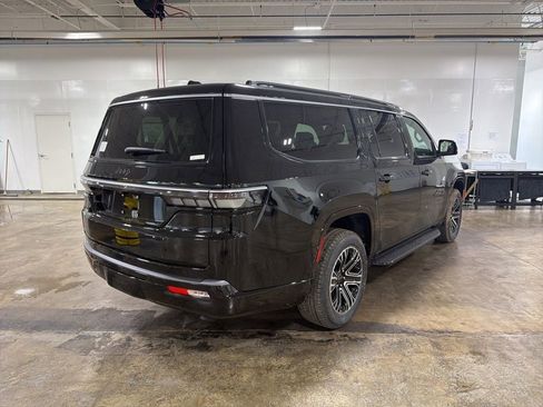 New 2026 Jeep Grand Wagoneer L 4WD image 3