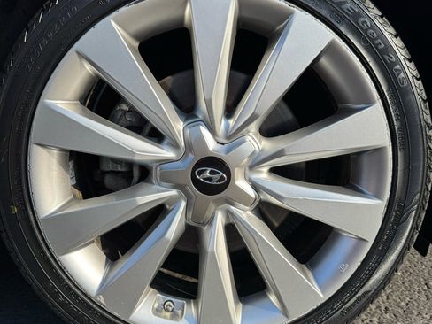 Used 2015 Hyundai Azera Limited image 10