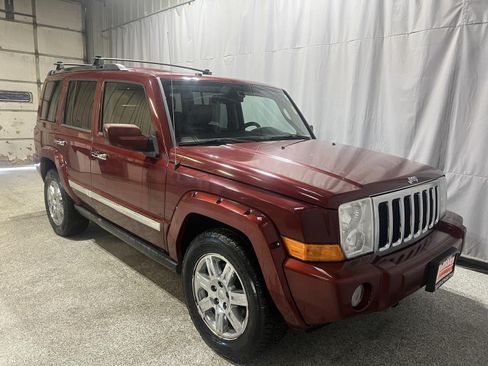 Used 2008 Jeep Commander Overland AWD/4WD image 4