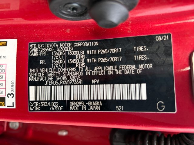 Used 2022 Toyota 4Runner SR5 Premium AWD/4WD image 24