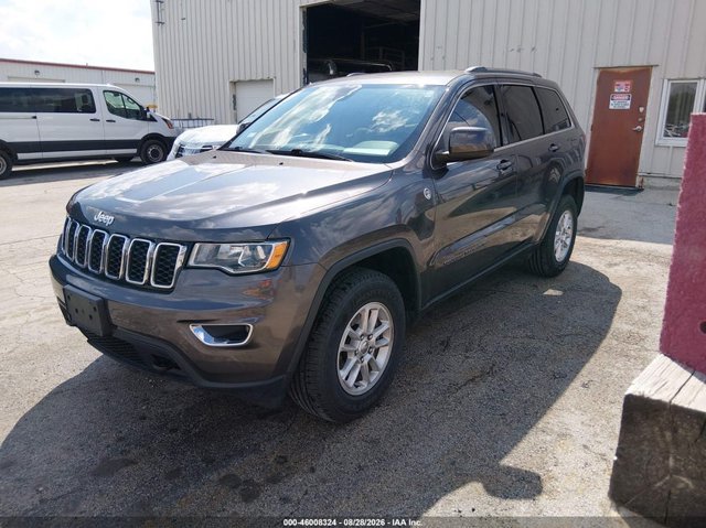 Used 2019 Jeep Grand Cherokee Laredo AWD/4WD image 1