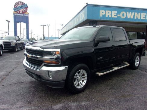 Used 2018 Chevrolet Silverado 1500 LT w/ Texas Edition AWD/4WD image 2