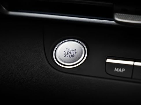 New 2026 Hyundai Elantra Limited image 14