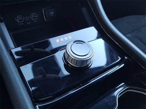 Certified 2023 Jeep Grand Cherokee Altitude image 12