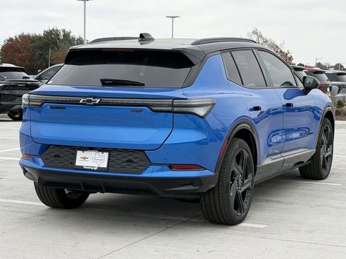 New 2026 Chevrolet Equinox EV RS image 4