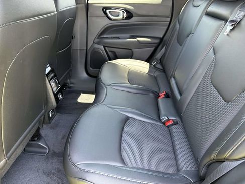 New 2026 Jeep Compass Latitude AWD/4WD image 25