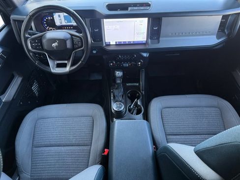 Used 2023 Ford Bronco Outer Banks image 13