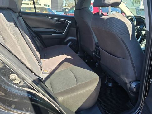 Used 2023 Toyota RAV4 LE AWD/4WD image 12