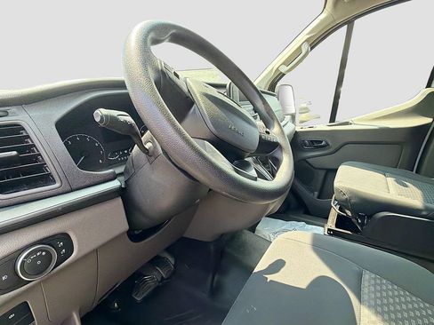 Used 2025 Ford Transit 250 Low Roof w/ Exterior Upgrade Package RWD image 11
