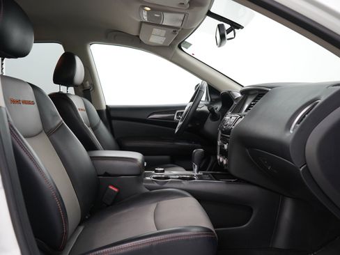Used 2019 Nissan Pathfinder SV w/ Rock Creek Edition AWD/4WD image 11