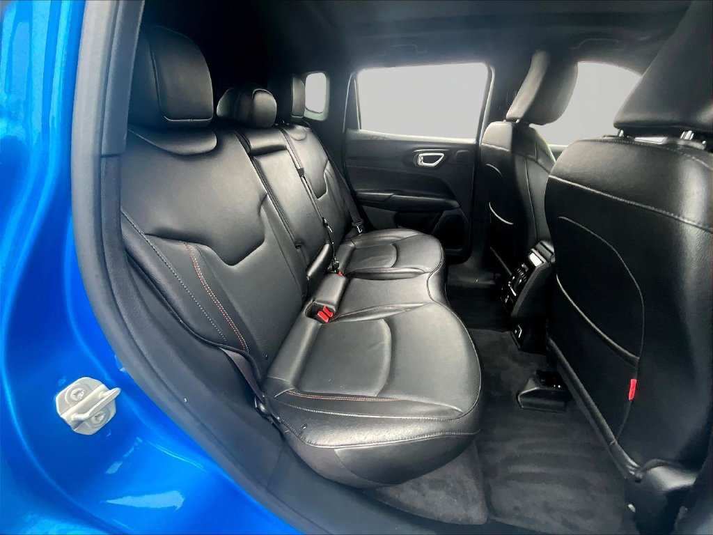 Used 2023 Jeep Compass Trailhawk w/ Trailhawk Elite Group AWD/4WD image 17