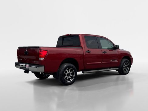Used 2013 Nissan Titan SV w/ SV Value Truck Pkg image 6