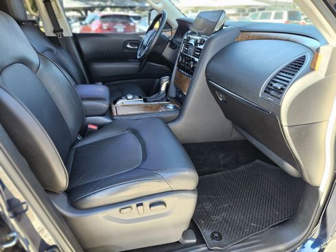 Used 2022 Nissan Armada SL w/ Captain's Chairs Package image 12