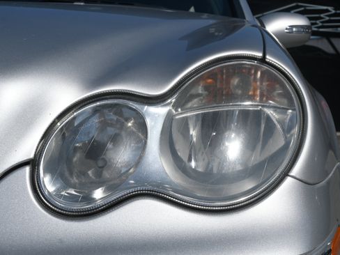 Used 2007 Mercedes-Benz C 230 Sedan image 13