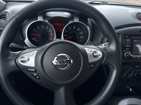 Used 2015 Nissan Juke S AWD/4WD image 23