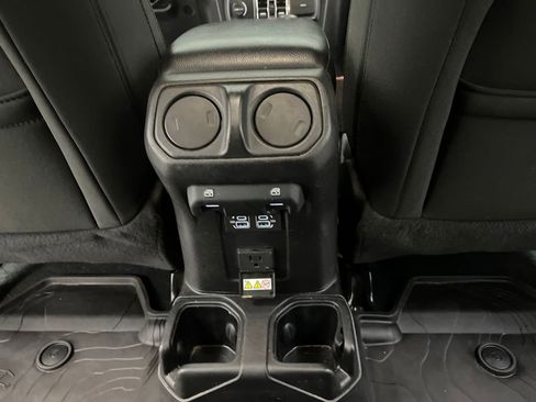 Used 2022 Jeep Wrangler Unlimited Sport image 20