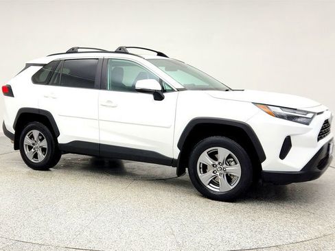 Used 2024 Toyota RAV4 XLE image 3