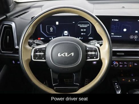 Used 2024 Kia Sorento SX Prestige w/ Olive Brown Leather Package AWD/4WD image 8