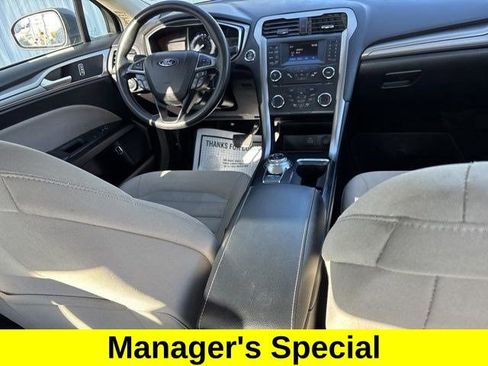 Used 2018 Ford Fusion S image 35