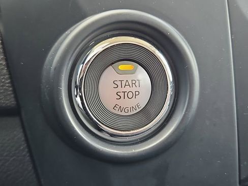 Used 2023 Nissan Titan S w/ S Utility Package image 20