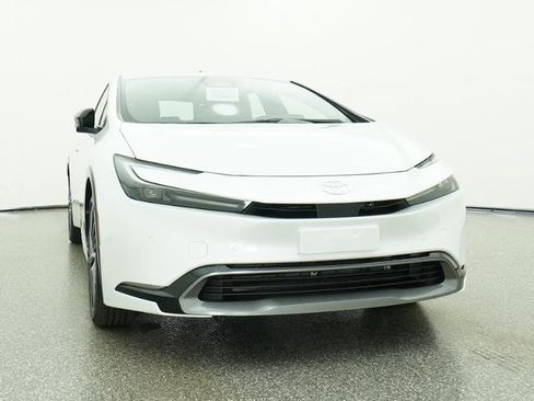 New 2026 Toyota Prius XLE FWD image 22