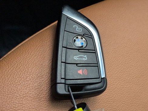 Used 2020 BMW X3 xDrive30i w/ Premium Package AWD/4WD image 30