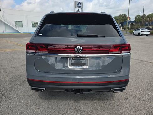 New 2026 Volkswagen Atlas SE image 4