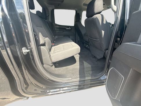 Used 2022 Chevrolet Silverado 1500 LT AWD/4WD image 30