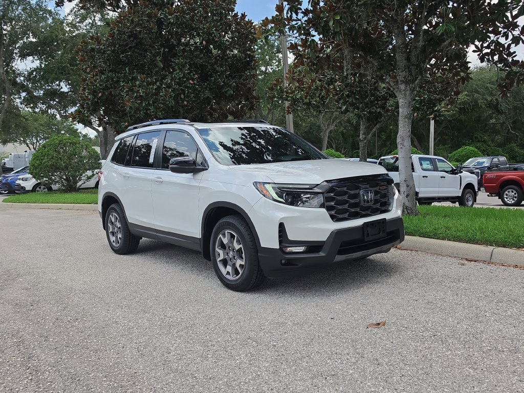 Used 2022 Honda Passport TrailSport image 2