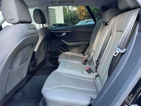 Used 2021 Audi Q8 Premium Plus w/ Premium Plus Package image 9