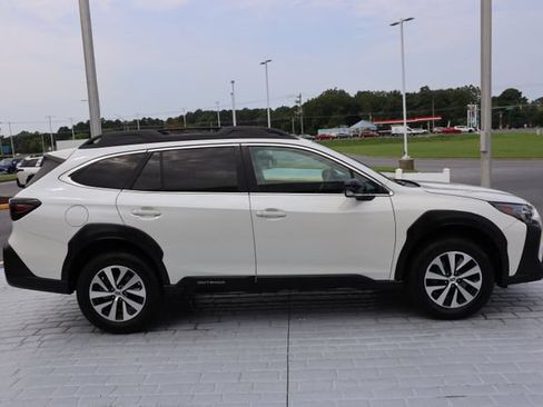 Certified 2024 Subaru Outback Premium AWD/4WD image 6