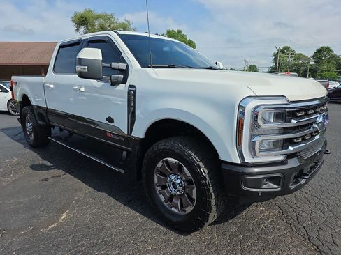 Used 2024 Ford F350 King Ranch w/ FX4 Off-Road Package AWD/4WD image 17