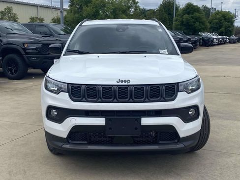 New 2026 Jeep Compass Latitude AWD/4WD image 32