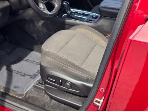 Used 2018 Chevrolet Traverse LT AWD/4WD image 33
