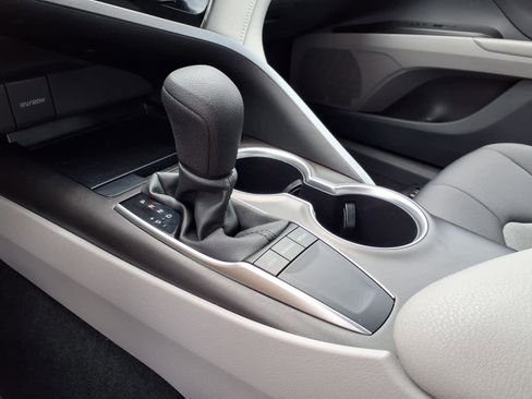 Certified 2023 Toyota Camry LE FWD image 14