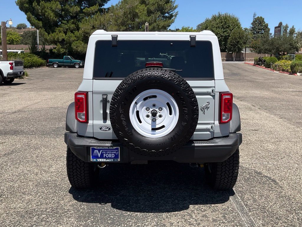 New 2026 Ford Bronco Heritage Edition AWD/4WD image 5