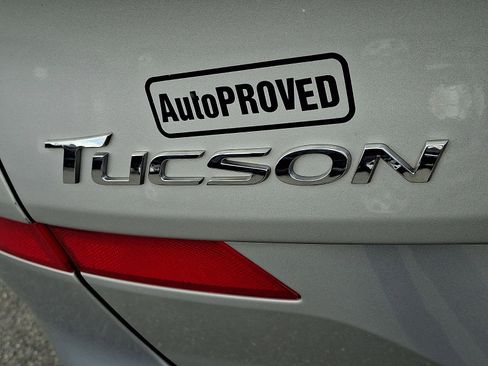 Used 2021 Hyundai Tucson SE image 28