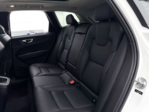 Used 2023 Volvo XC60 B5 Plus w/ Protection Package Premier FWD image 28